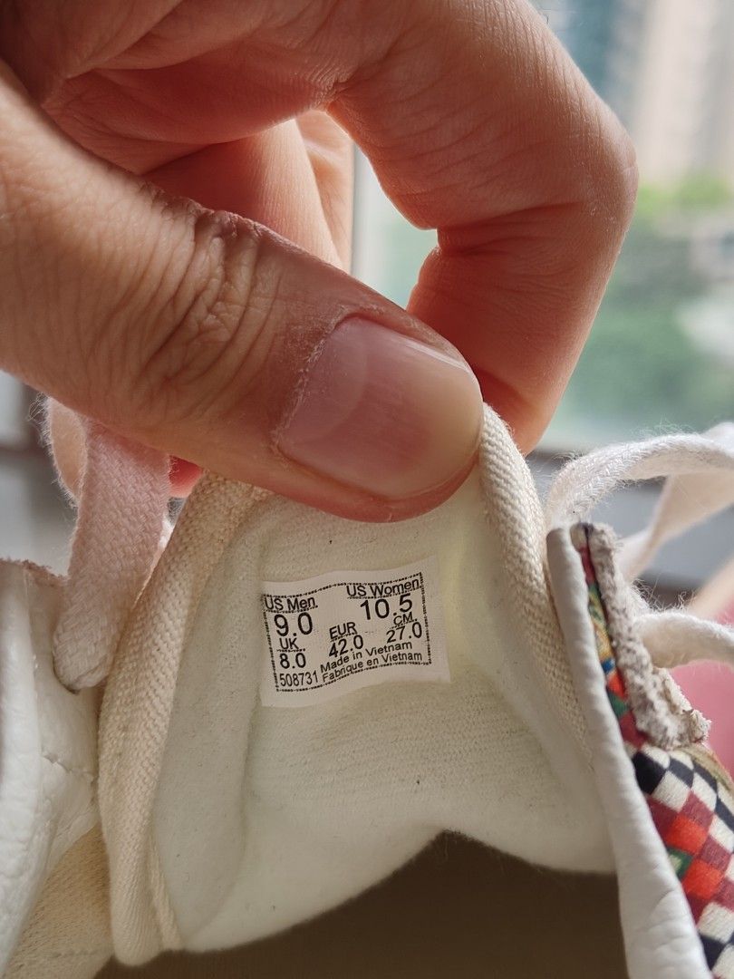 Vans old skool （分類：波鞋）位於 Hong Kong。 由 chongpw 提交（商品編號 1237763906，圖片 4）。簡介： 全新 Vans old skool。
