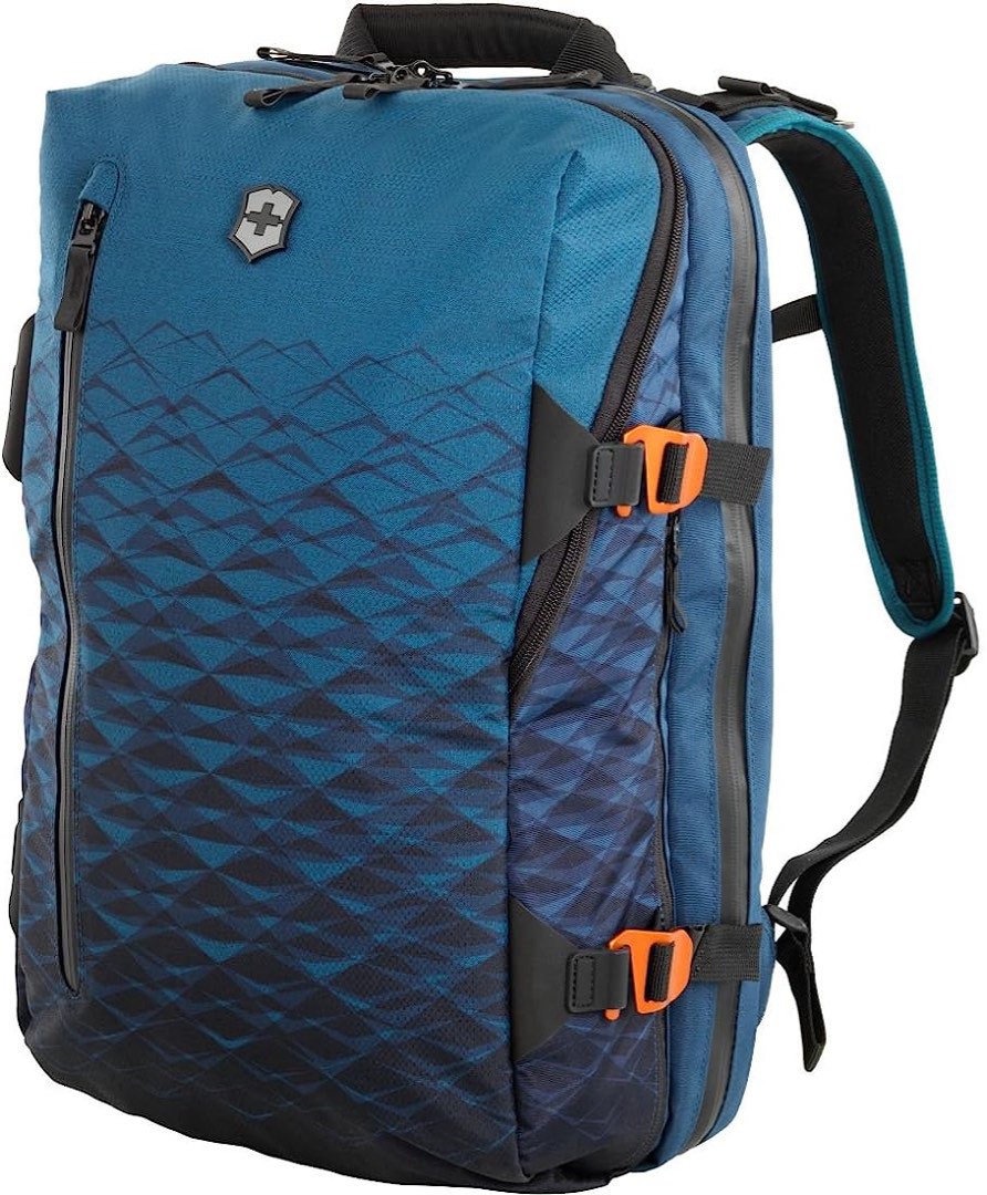 victorinox backpack