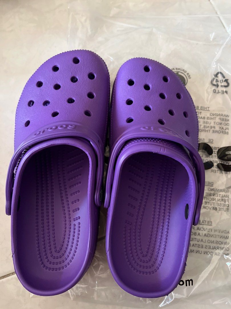 Dark Purple Crocs M6 8 size 39