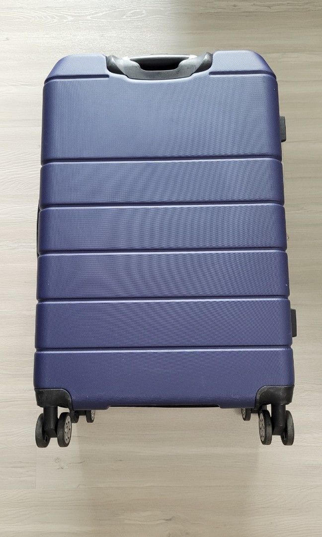 28 inch new yorker trolley luggage clearance