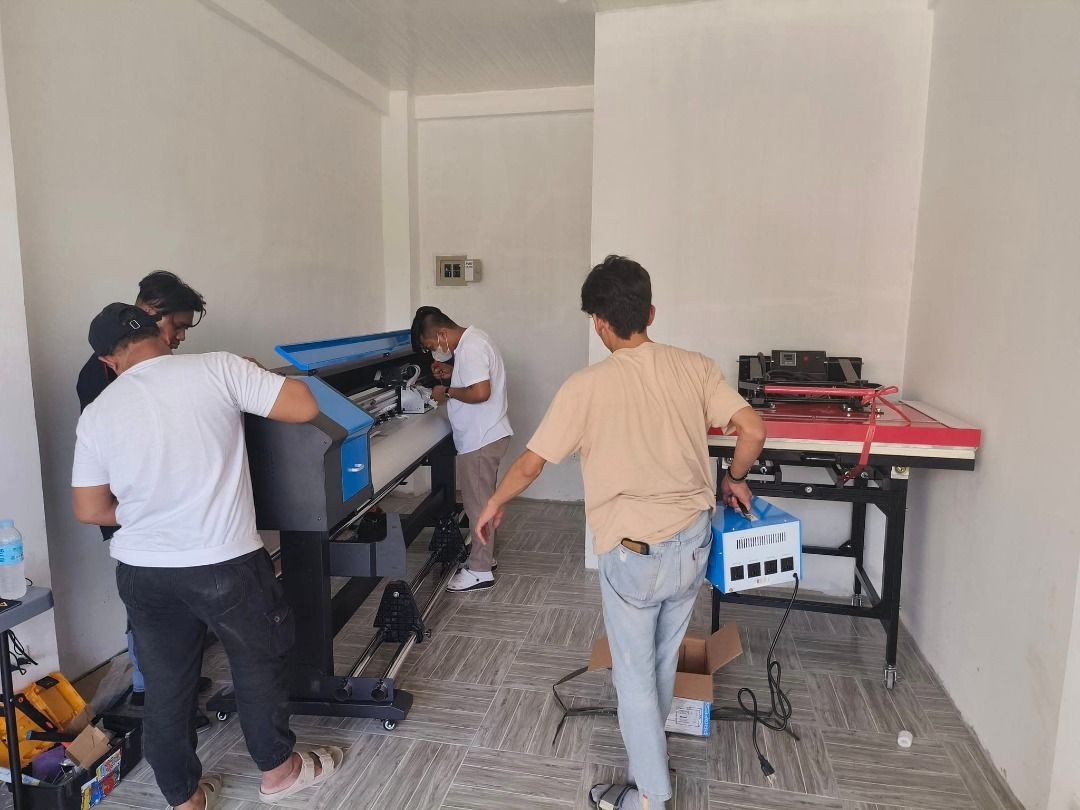 6FT STICKERS PRINTER MACHINE (Category: Printers, Scanners & Copiers) located in Manila. Submitted by geraldhernandez7719 (Listing ID 1237883059, Image 1). Description: SUPPLIER HERE! Large Format Printer Machine Price Starts @ Php175,000 We are legit supplier of Brand New DX11, Dual Head DX11 & i3200 Tarpaulin Sublimation Printer Machine 6f and 10ft, Brand New Laser Cutter and Brand New Cutter Plotter, Brand New Heat Press and other kind of prin