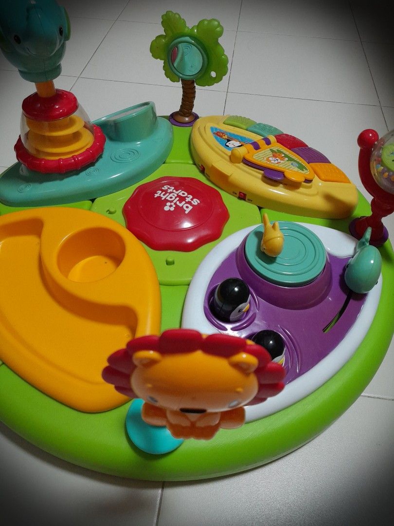 Zippity zoo shop activity center