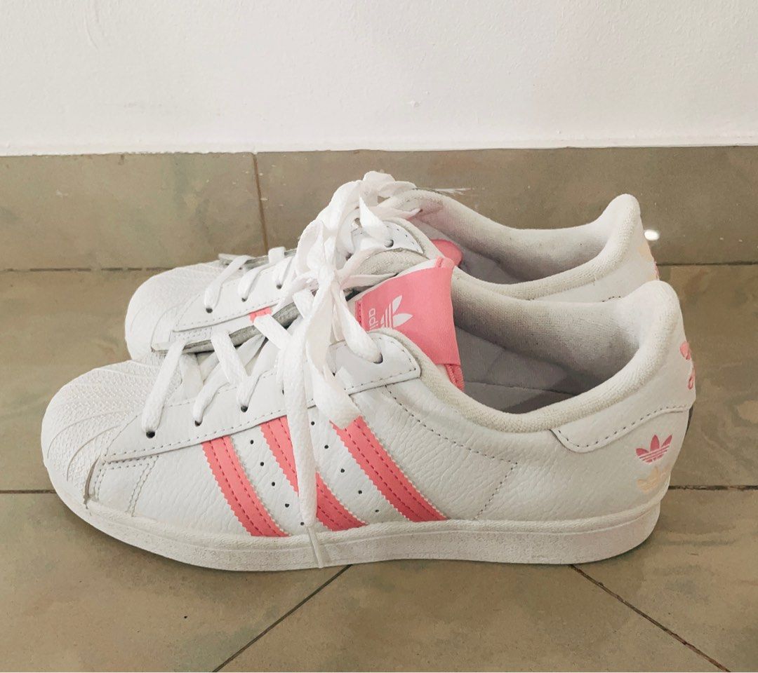 Adidas white sneakers 100 authentic brand new size UK 5