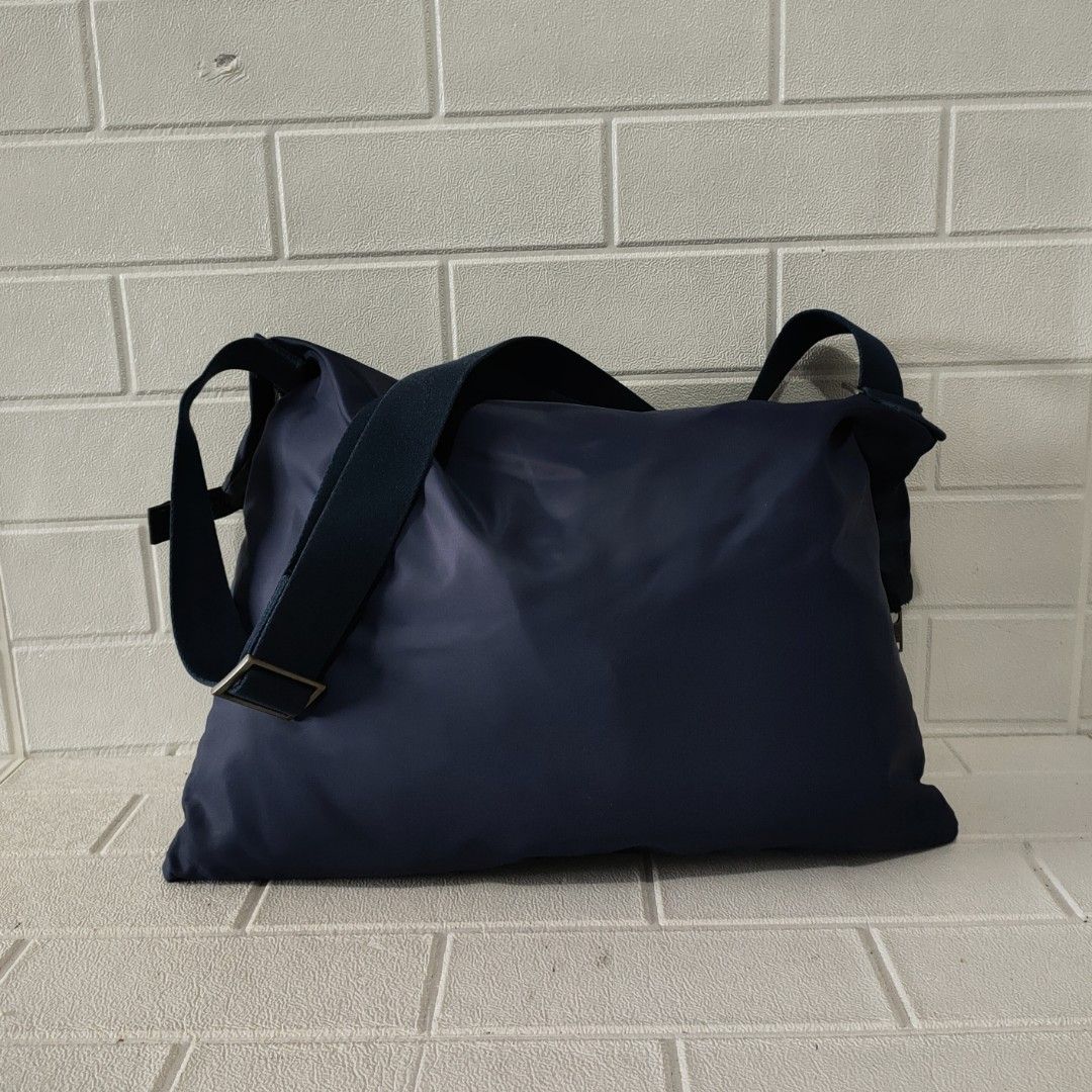 ADIDAS Y3 Yohji Yamamoto Messenger Bag, Barang Mewah, Tas u0026 Dompet di  Carousell