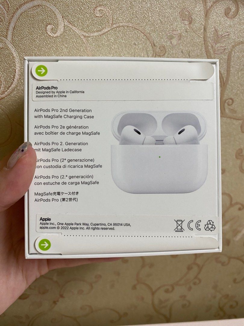 全新未拆封～台灣正版公司貨AirPods Pro(第2世代 2nd generation)|蘋果Apple藍芽耳機A2698 •A2699｜封條都未拆