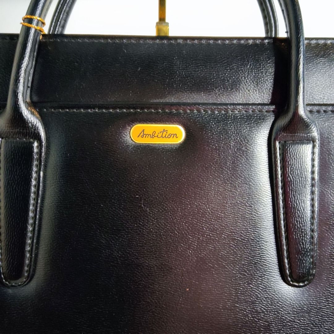 Ambition Document Bag (Japan Bag) (Category: Purses & Pouches) located in Quezon City. Submitted by legitimo (Listing ID 1237935564, Image 1). Description: Missing key only.