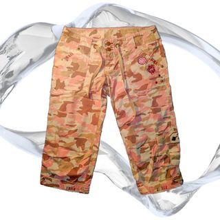 AUTH Y2K RIP CURL PINK CAMO LOW-RISE JORTS
