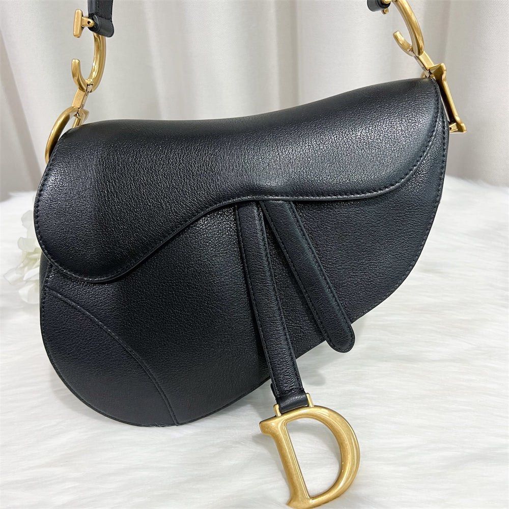 Dior saddle, Luxury, Bags & Wallets on Carousell