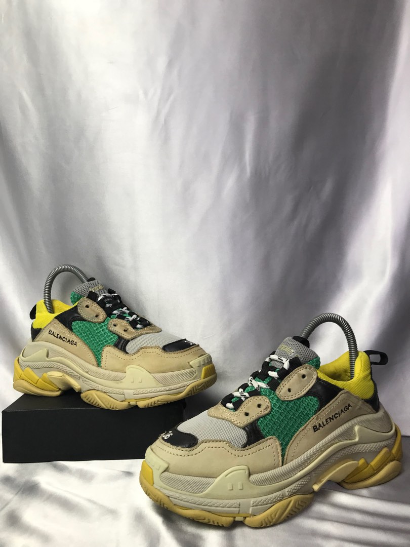 balenciaga triple s womens gold