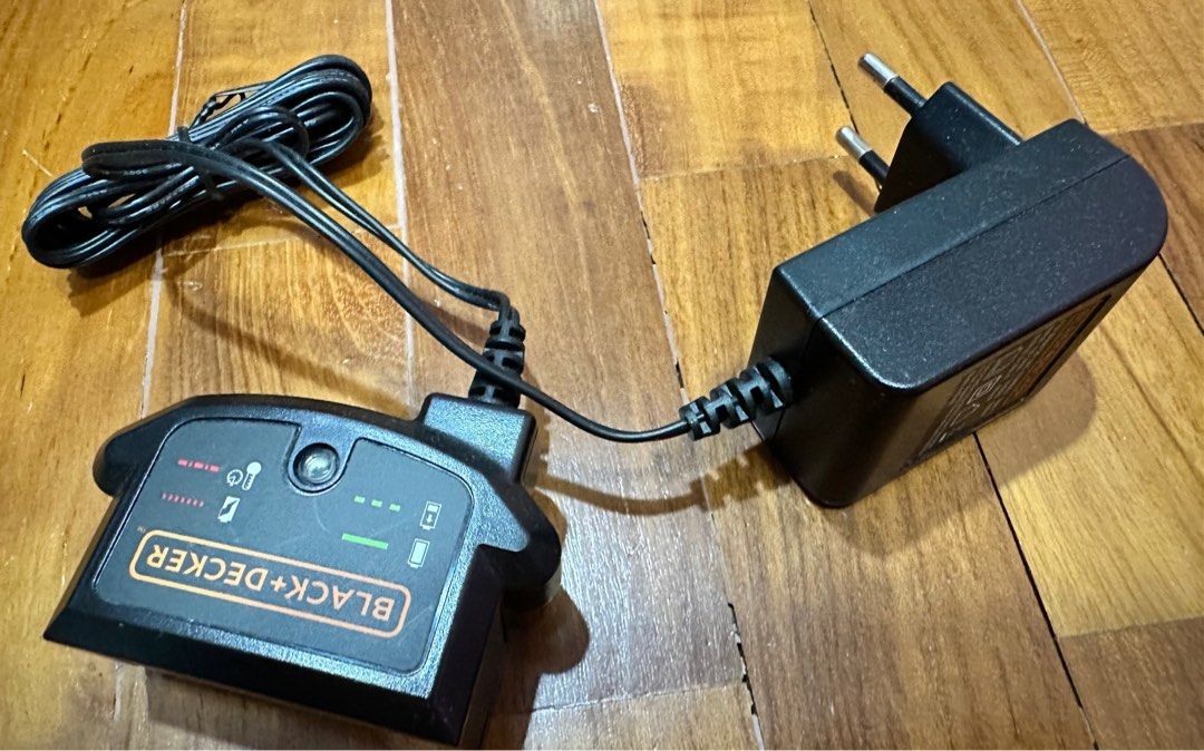 Black and decker best sale bl1518 battery charger