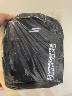 BN Skechers bag pack