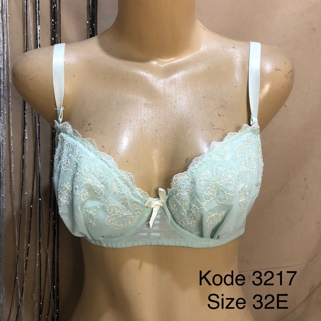 Wacoal bra Size 32E 20000