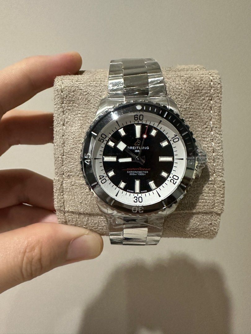 Breitling superocean heritage sales 42 vs rolex submariner