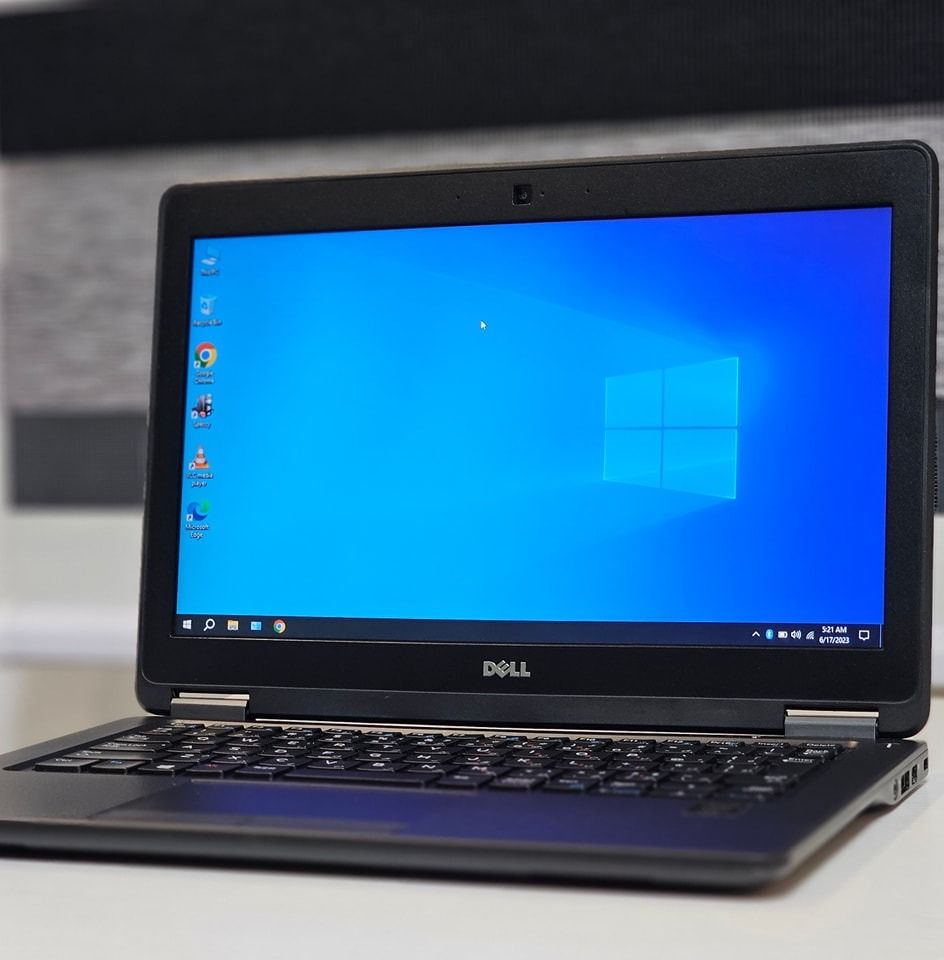 BUDGET MEAL LAPTOP UltraBook Dell Latitude E7250 Core i7 5th Gen