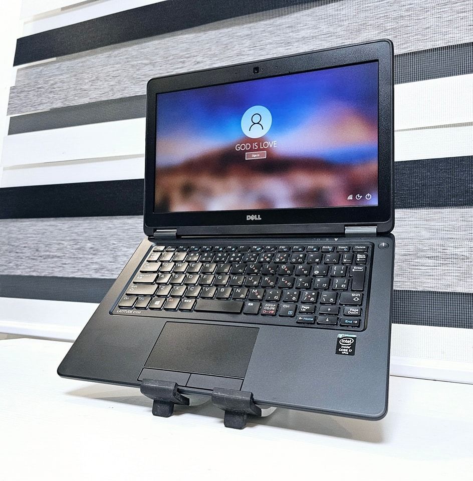 BUDGET MEAL LAPTOP UltraBook Dell Latitude E7250 Core i7 5th Gen