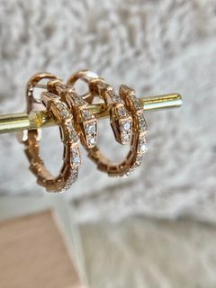 (Category: ) located in . Submitted by jadeite.golds.diamonds (Listing ID 1237888502, Image 1). Description: .