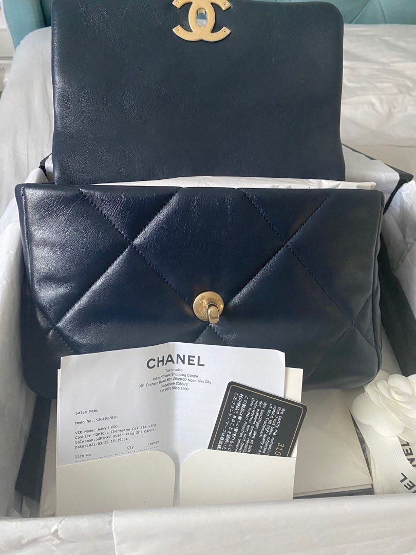 Chanel 19 Flap Bag Navy Small - Touched Vintage