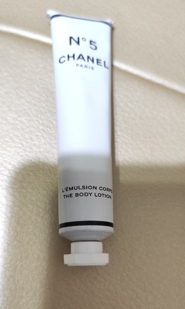 Chanel body lotion 20ml, 美容＆化妝品, 沐浴＆身體護理, 沐浴及身體護理 身體護理 Carousell