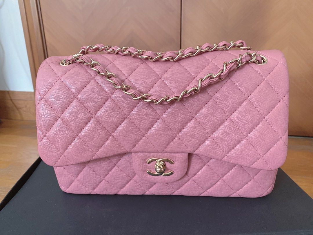 Chanel bag big 2025 size