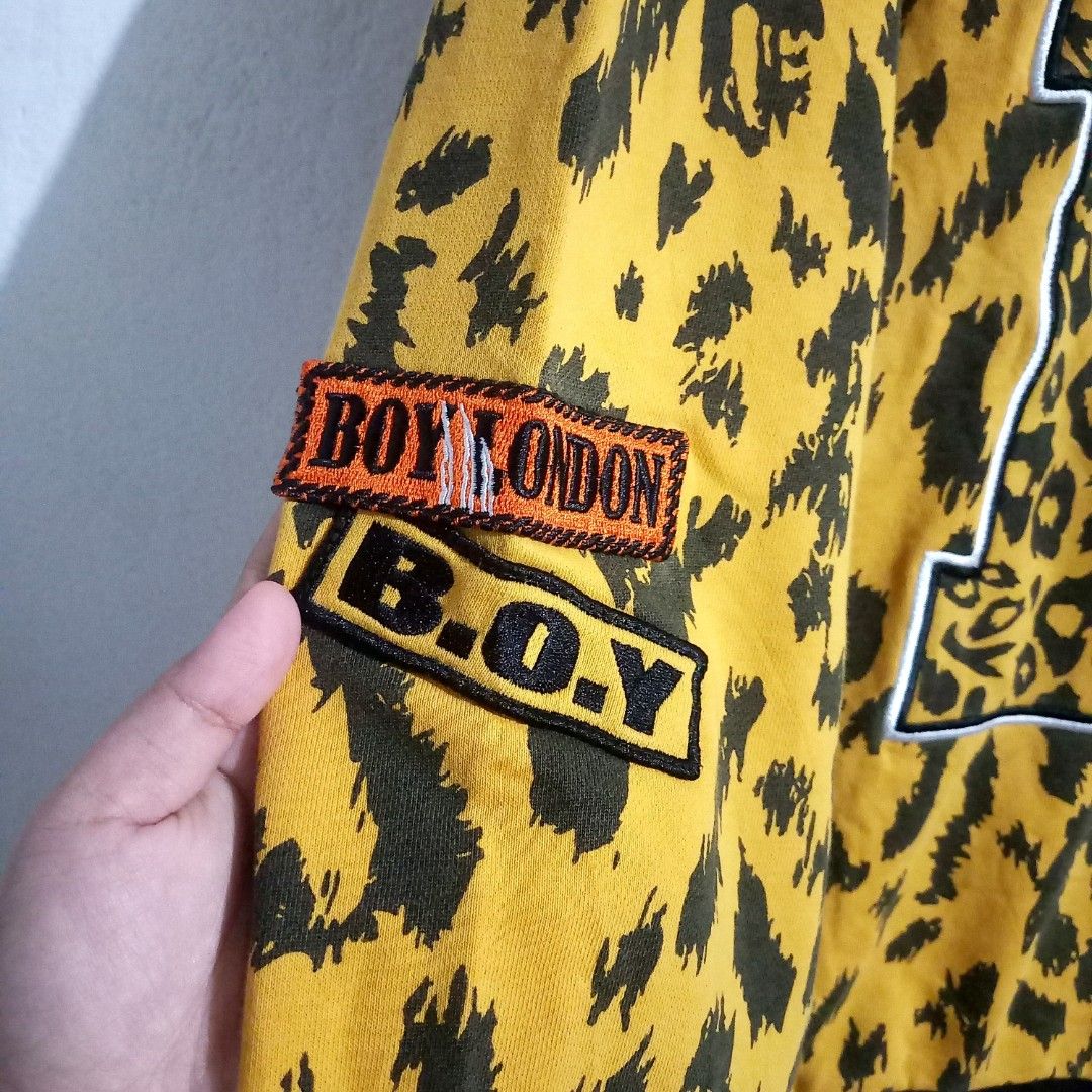 Crewneck Boy London Original on Carousell