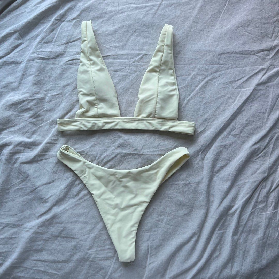 Deep V solid color bikini main image 0