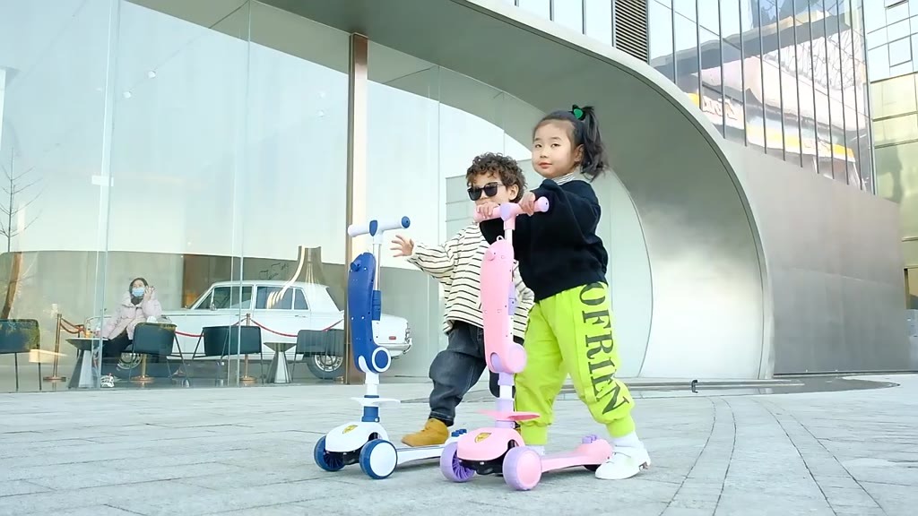 Easyhome.sg Children Kids Scooter 588 Led Light Wheels Foldable AG0243 ...
