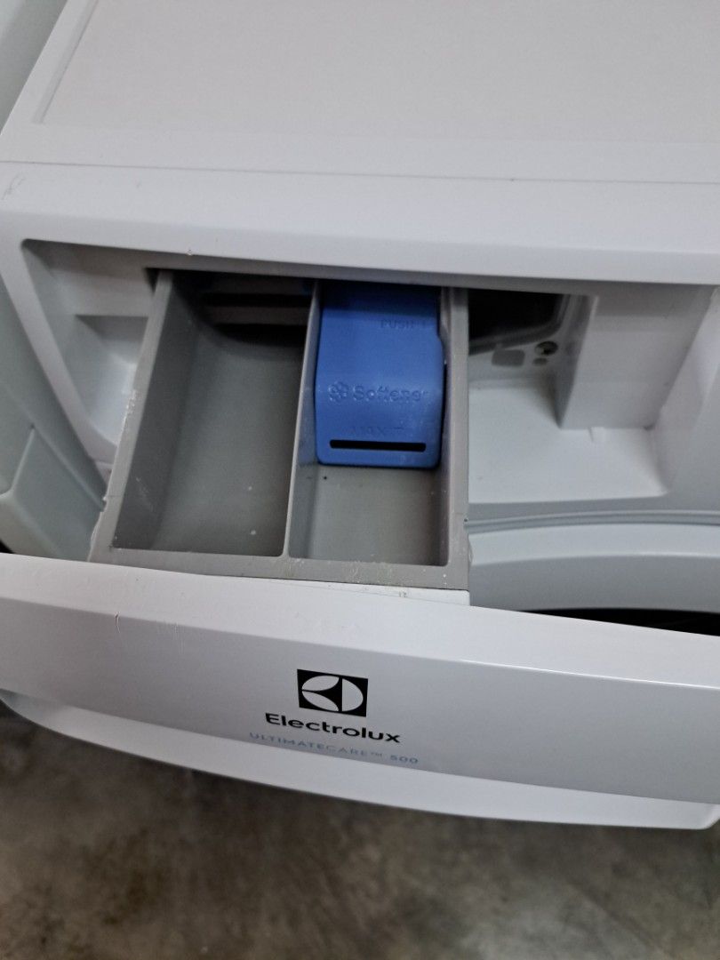 Electrolux 7.5kg front load Washing Machine washer inverter 4ticks