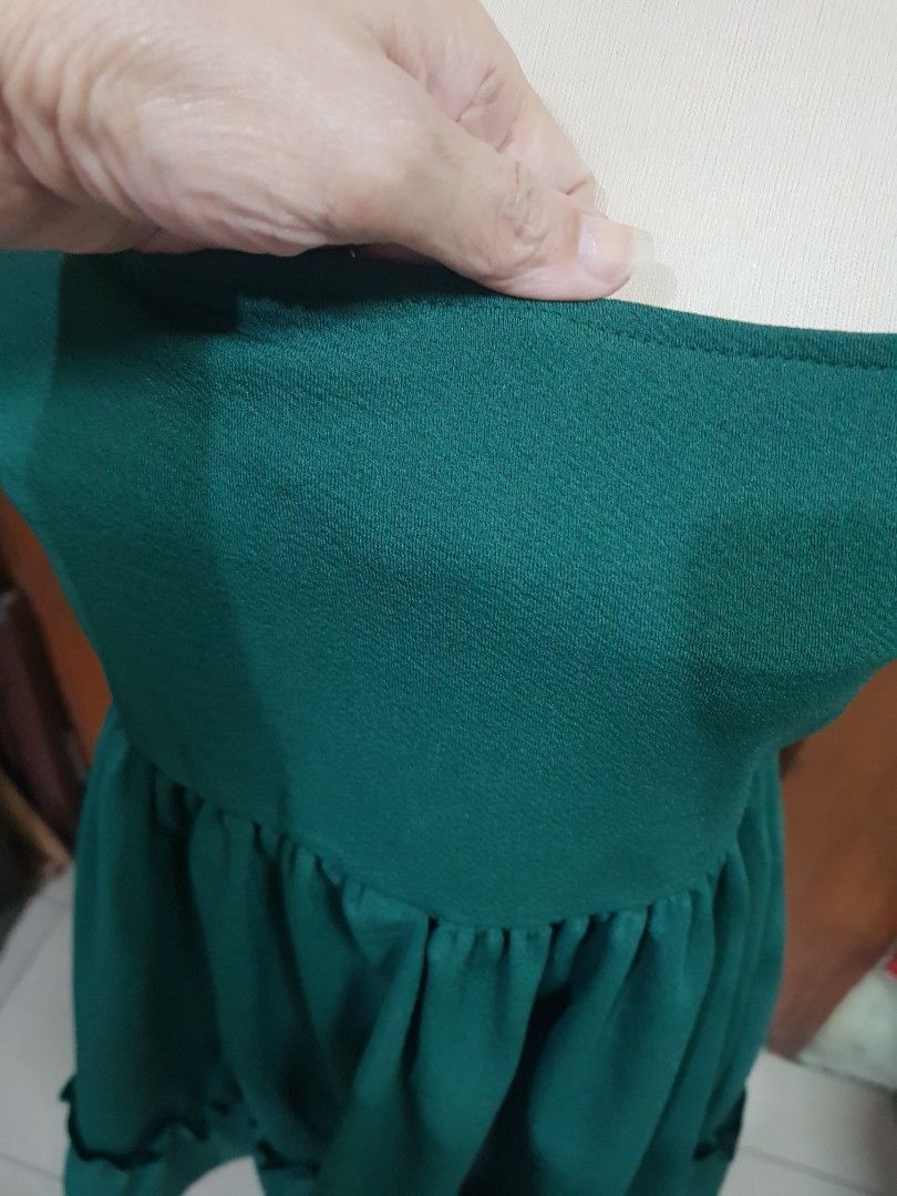Emerald Green Puff dress Baby doll dress above the knee on Carousell