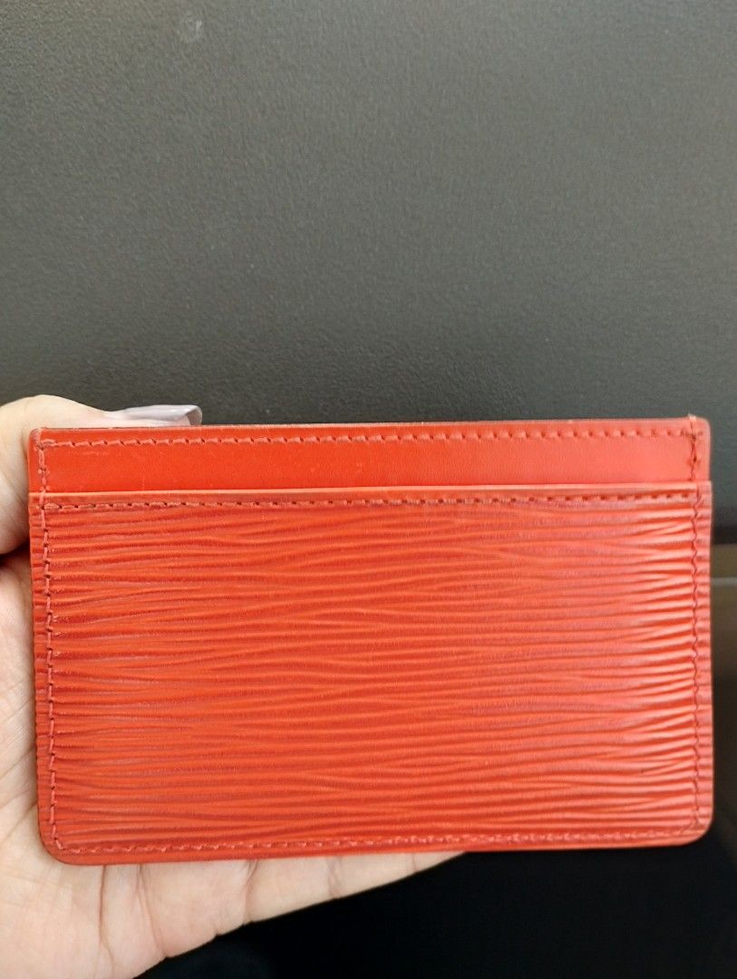 EPI CARD HOLDER (Category: Luxury Bags & Wallets) located in Makati City. Submitted by kennn24 (Listing ID 1237795733, Image 3). Description: For Sale! EPI CARD HOLDER (Used) Card Holder ONLY! No inclusions. Actual photos posted. *Shopee check out available* Meet ups: Las Piñas, Makati and BGC Shipping Fee: Buyers Expense Thanks.