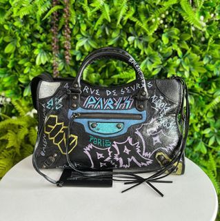 Balenciaga graffiti, Women's Fashion, Bags & Wallets, Cross-body Bags on  Carousell