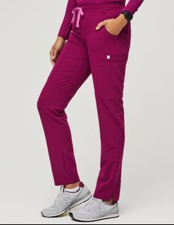 FIGS Kade™ Cargo Scrub Pants Reddish Pink Size Medium Pants Jumpsuits