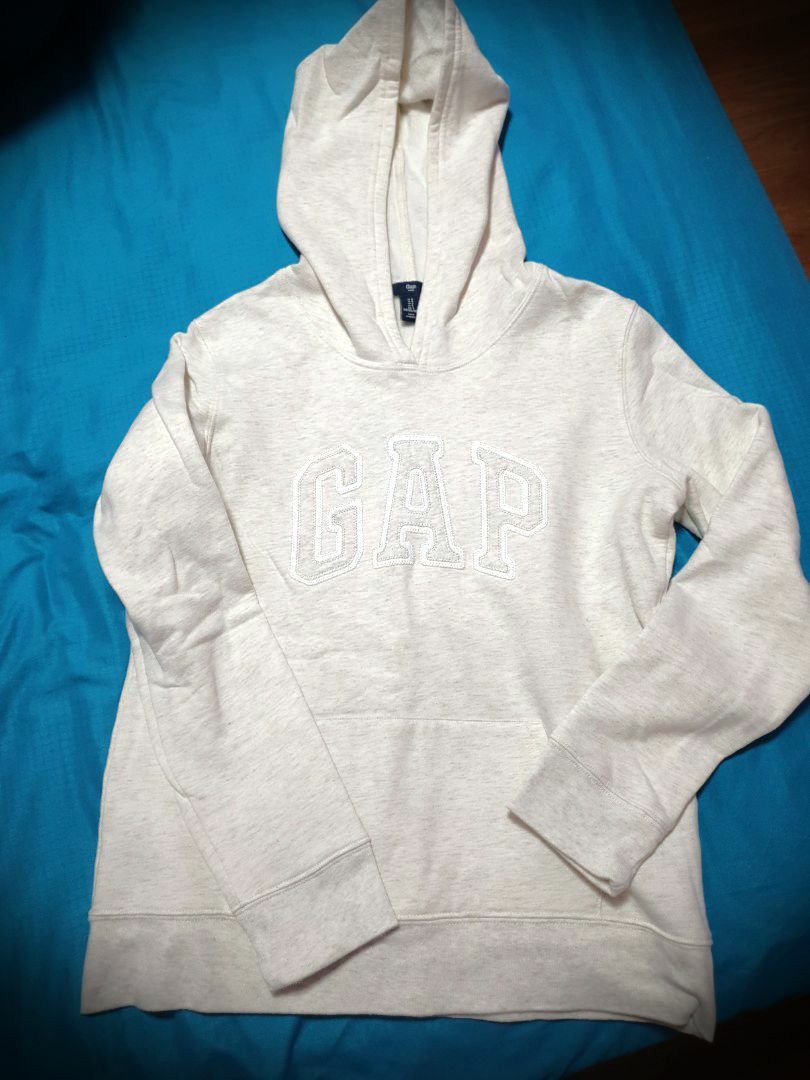 GAP Sweater
