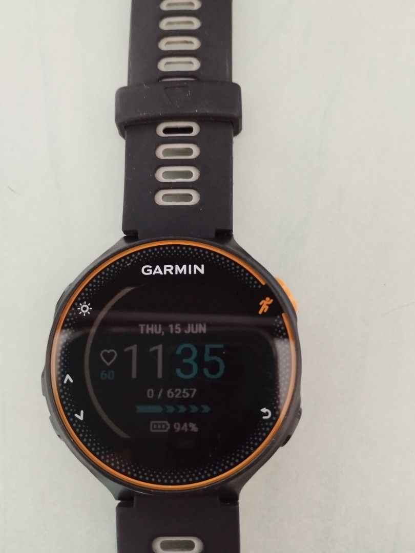 Garmin Forerunner 235