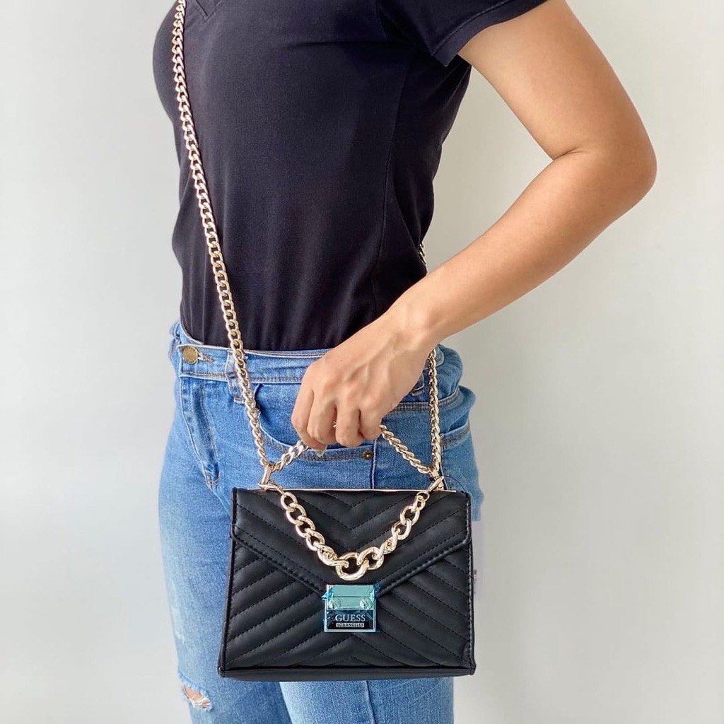 Guess lynda mini chain crossbody outlet bag