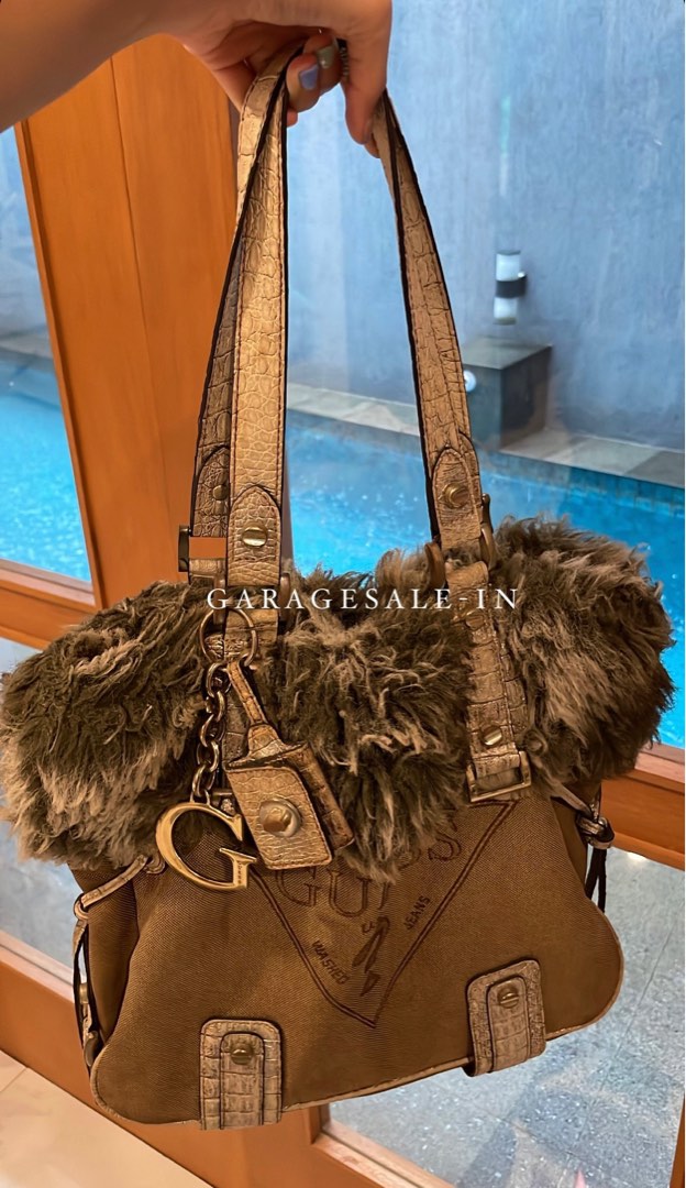 Guess Fur Tote Bag, Fesyen Wanita, Tas & Dompet di Carousell