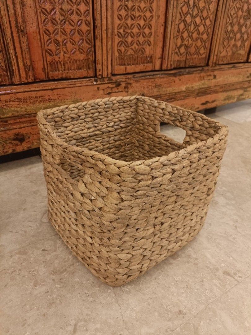 Handmade woven jute basket, Furniture & Home Living, Home Improvement