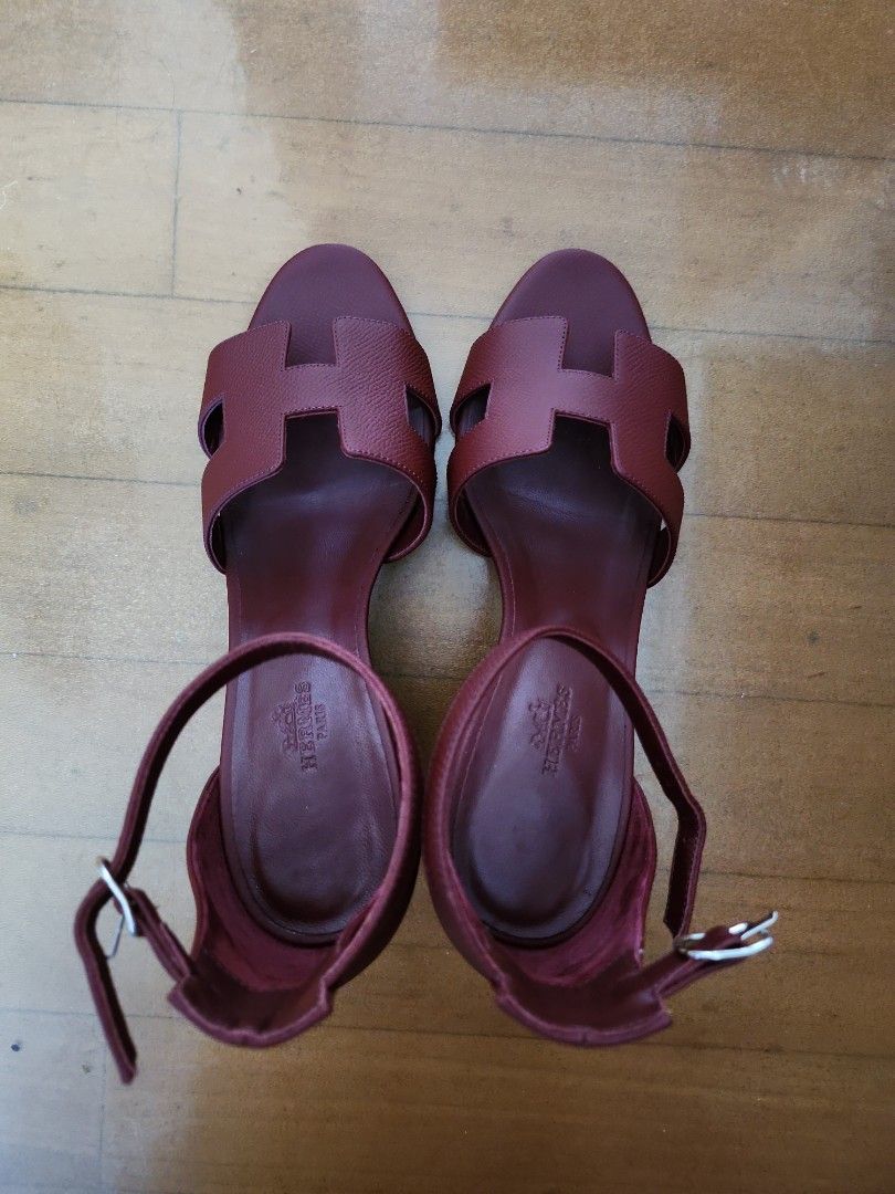 Hermes Maroon Wedge