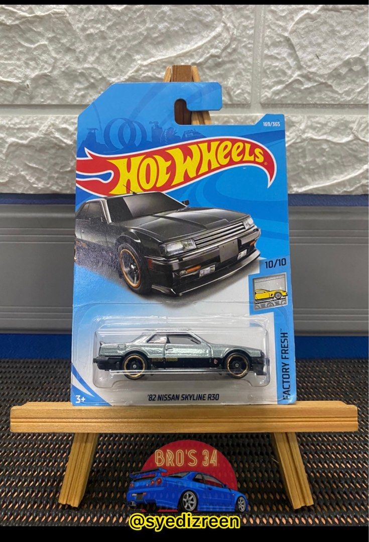 Hot wheels 2025 nissan 2018
