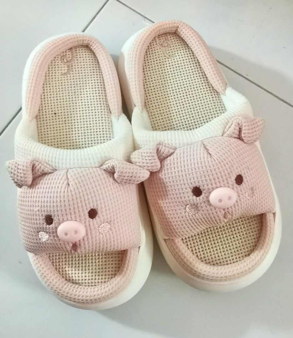 Girls pig slippers sales