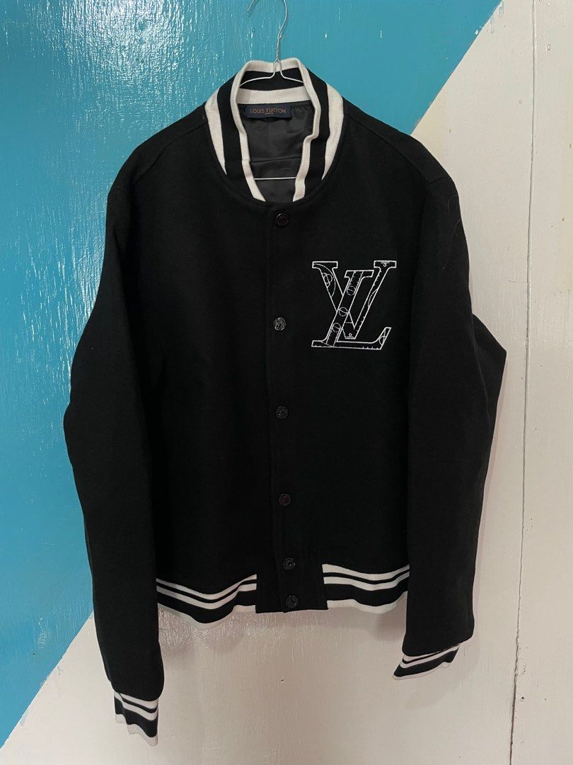 Jaket Varsity Louis Vuitton LV Leather Sleeve Hitam, Fesyen Pria