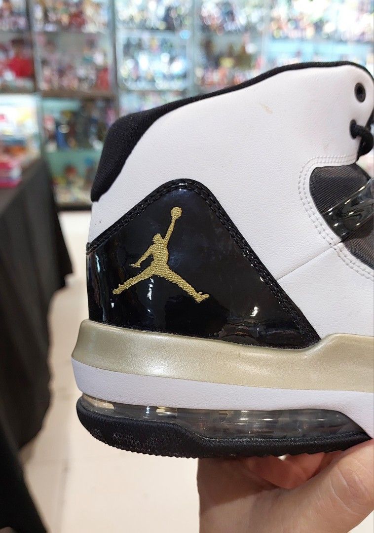 womens air jordan size 10