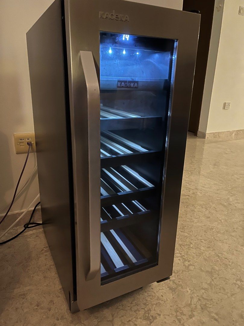 Kadeka wine fridge KA24WR, TV & Home Appliances, Kitchen Appliances, Wine Cellar & Storage on
