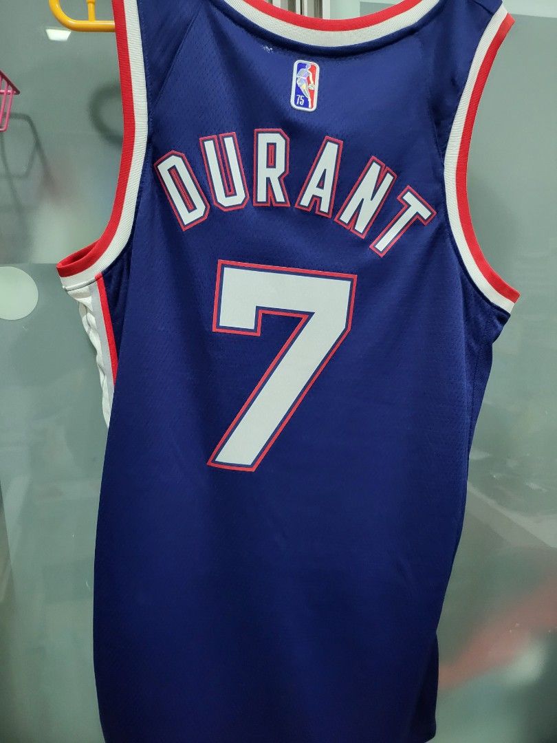 Kevin Durant jersey, Men's Fashion, Activewear on Carousell