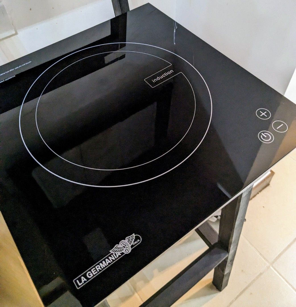 La Germania Induction Cooker, TV & Home Appliances, Kitchen Appliances, Cookers on Carousell