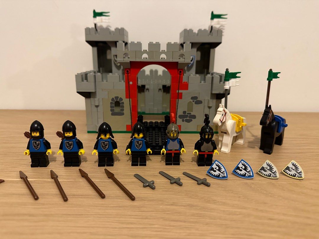 Lego 6073 Castle Black Falcon Knight's Castle 城堡黑鷹軍騎士城堡