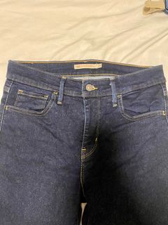 (Category: ) located in . Submitted by WatchWithAi (Listing ID 1238052763, Image 1). Description: .