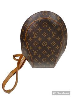 Louis Vuitton LV Sprinter Backpack M44727, Luxury, Bags & Wallets on  Carousell