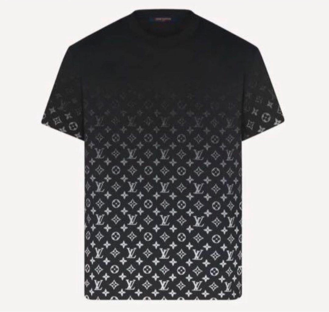 Louis Vuitton Everyday LV Crewneck Tshirt, Men's Fashion, Tops & Sets,  Tshirts & Polo Shirts on Carousell