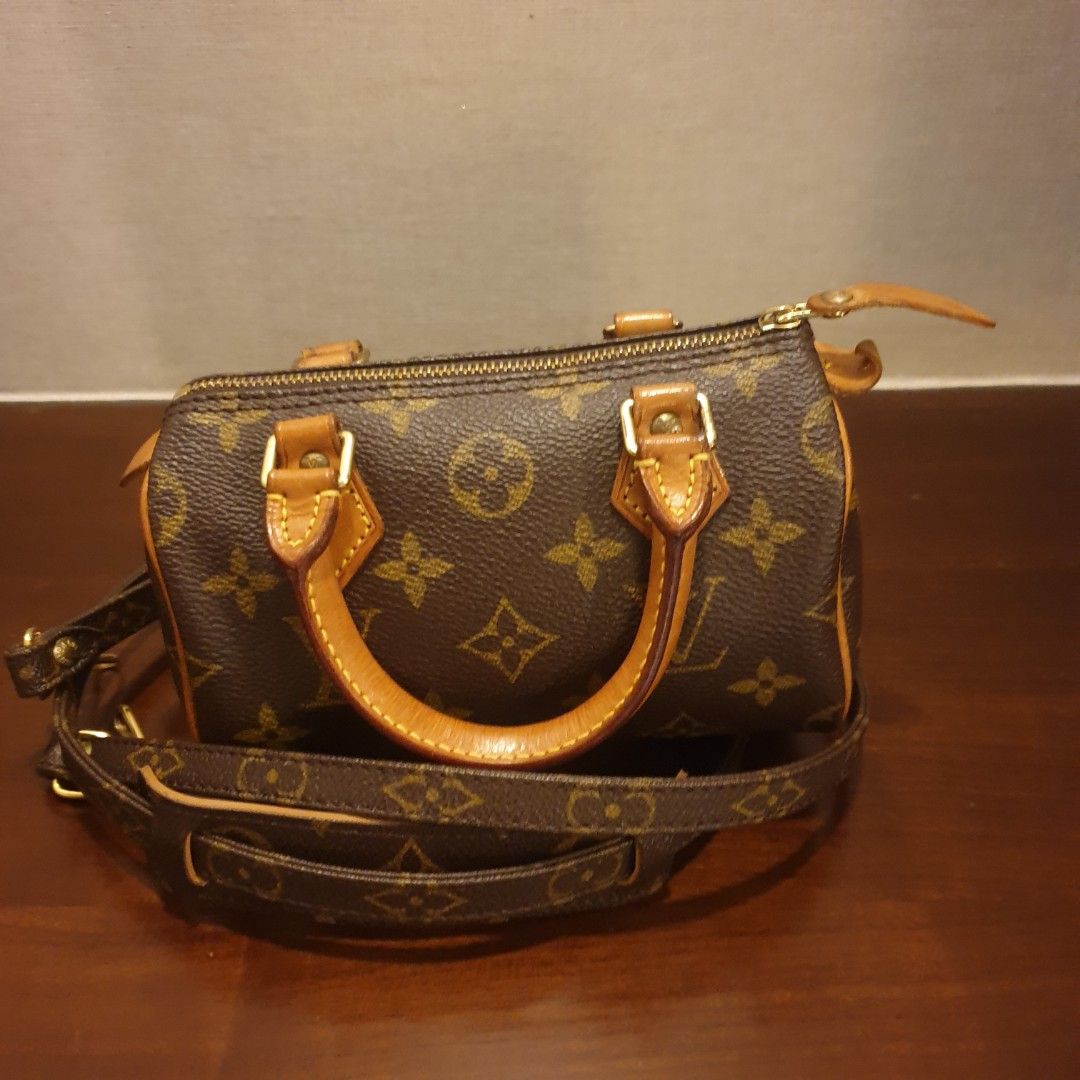 Louis Vuitton LV Vintage Mini Speedy Crossbody Bag, Luxury, Bags & Wallets  on Carousell