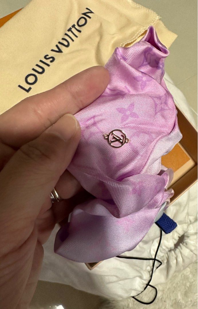 Louis Vuitton Monogram Gradient Scrunchy Trop Chou - Pink Hair
